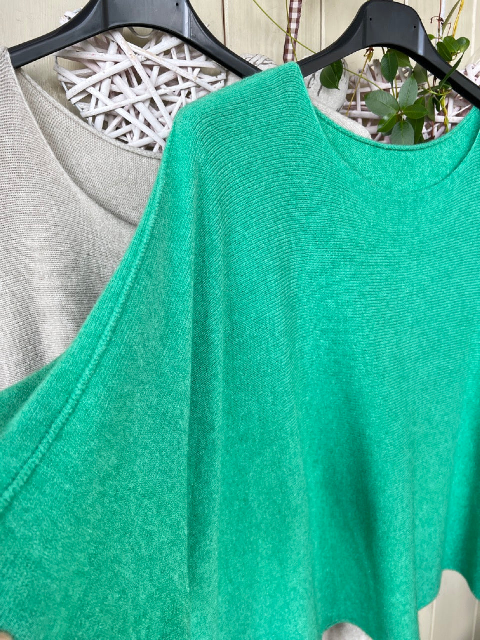 Strick Shirt Strickliebling in Hellgrün und Sand