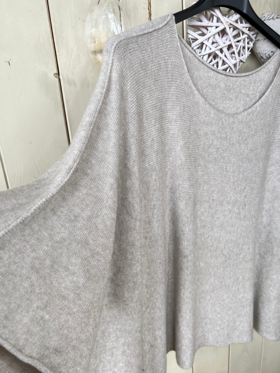Strick Shirt Strickliebling in Hellgrün und Sand