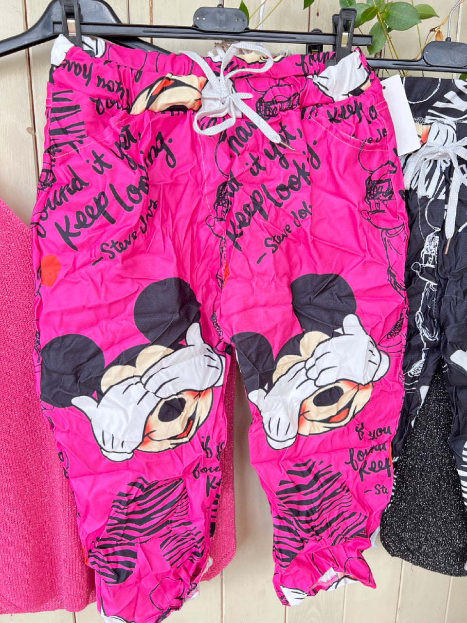 Jogpants Short Mickey Love Schwarz & Pink