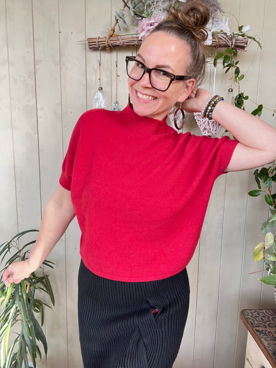 Pulli Showtime Rot