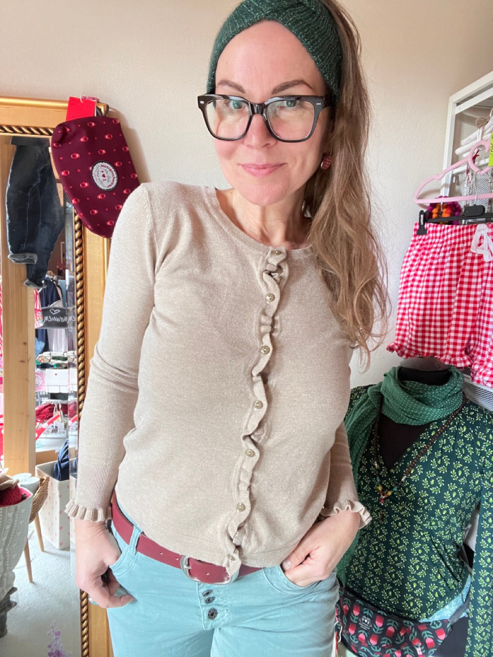 Strickjacke Rüschli Cappuccino
