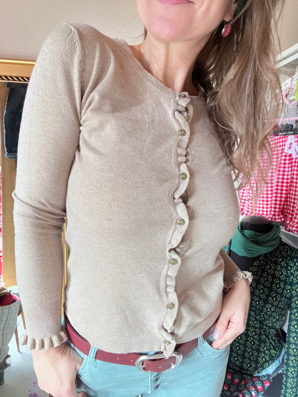 Strickjacke Rüschli Cappuccino