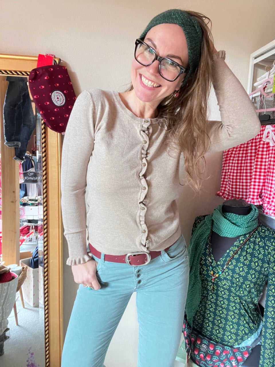 Strickjacke Rüschli Cappuccino