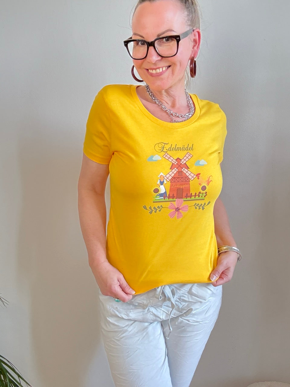 Shirt Edelmädel Windmühlenplatz Gelb