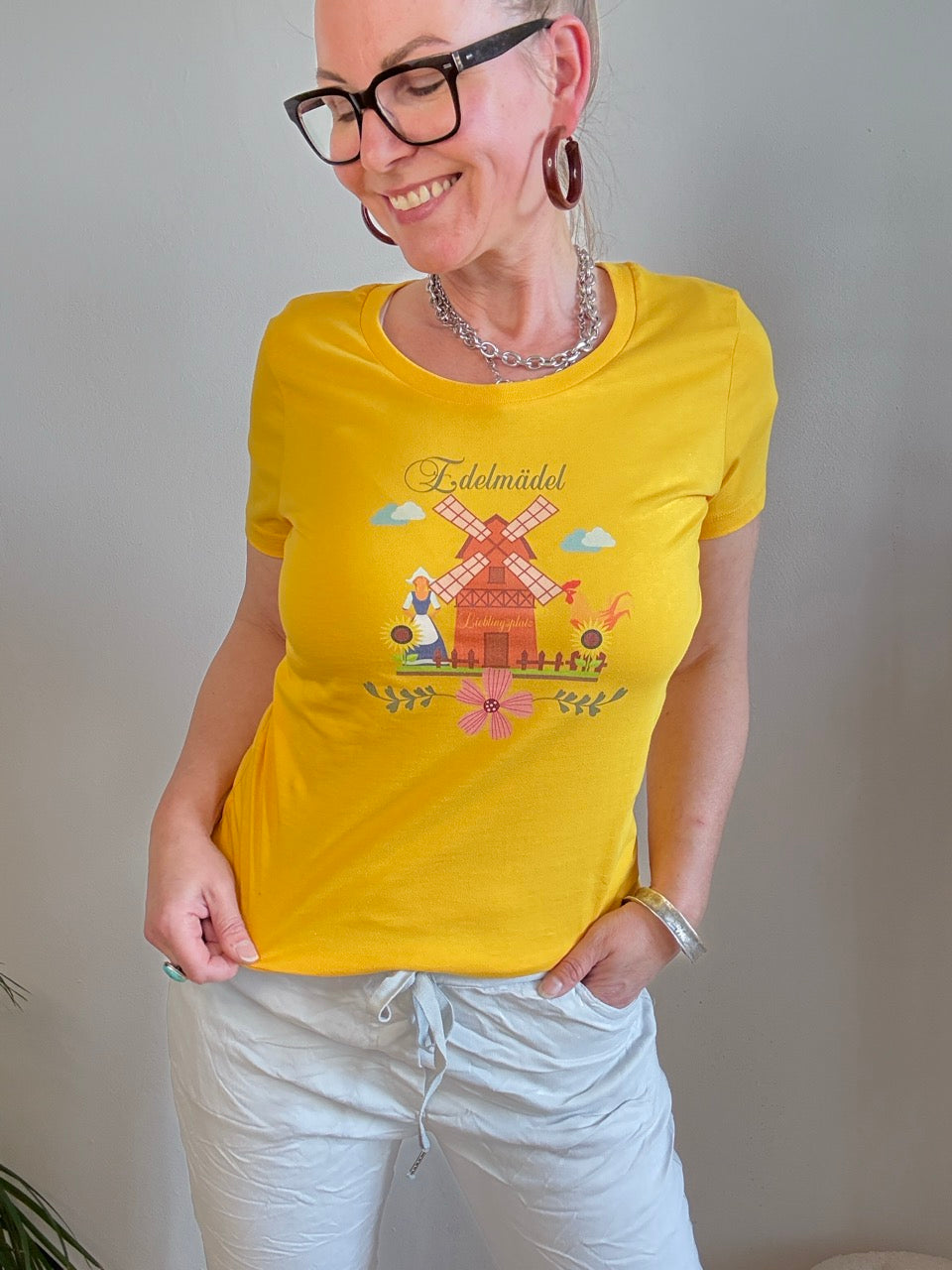 Shirt Edelmädel Windmühlenplatz Gelb