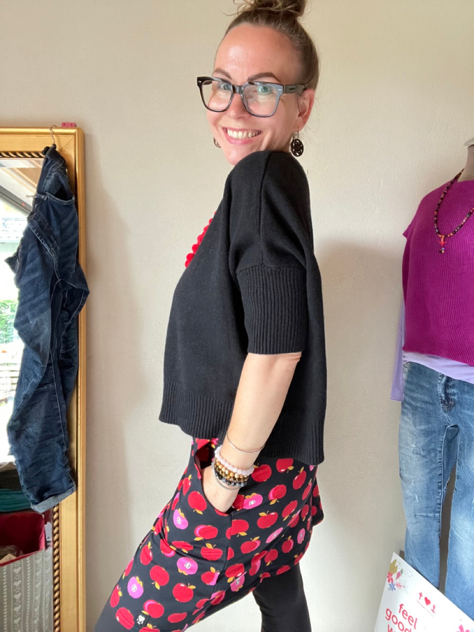 Pulli Frida Frohsinn Schwarz