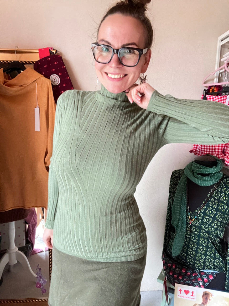 Pulli Sinja Olive Grün