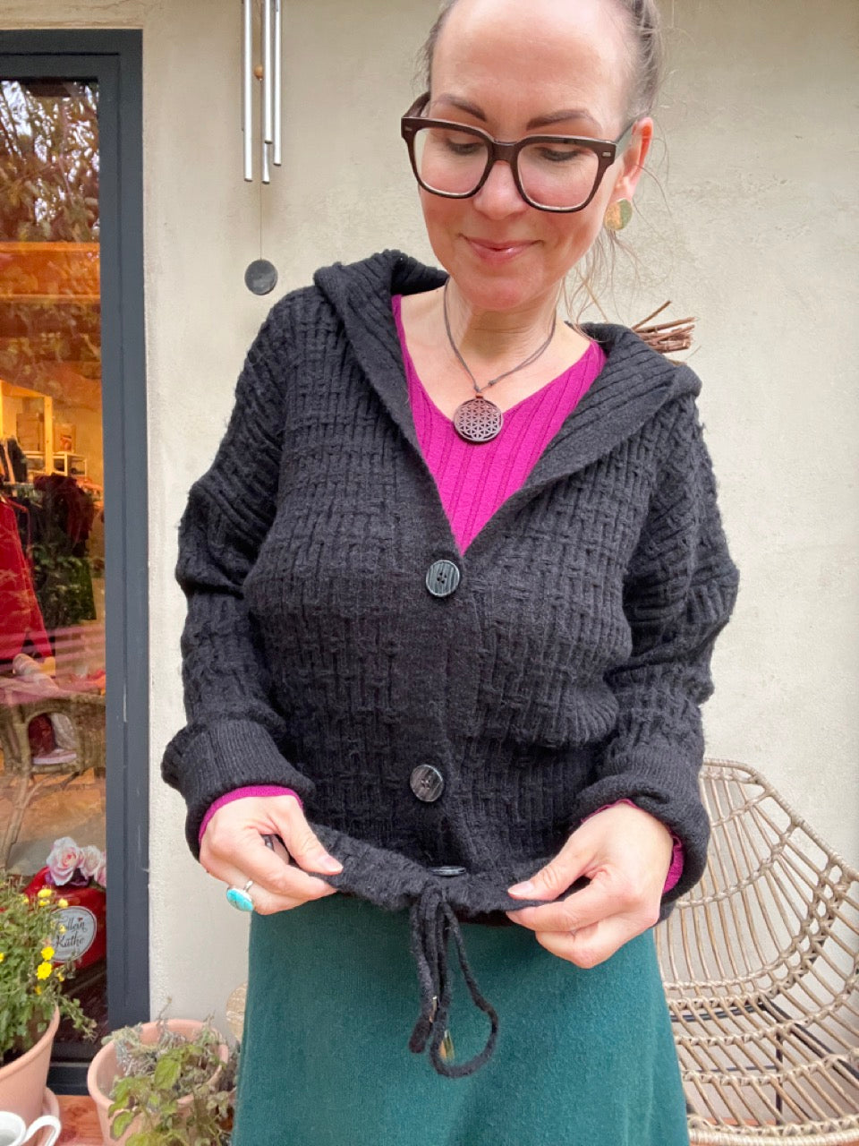 Strickjacke Madame Marie Schwarz