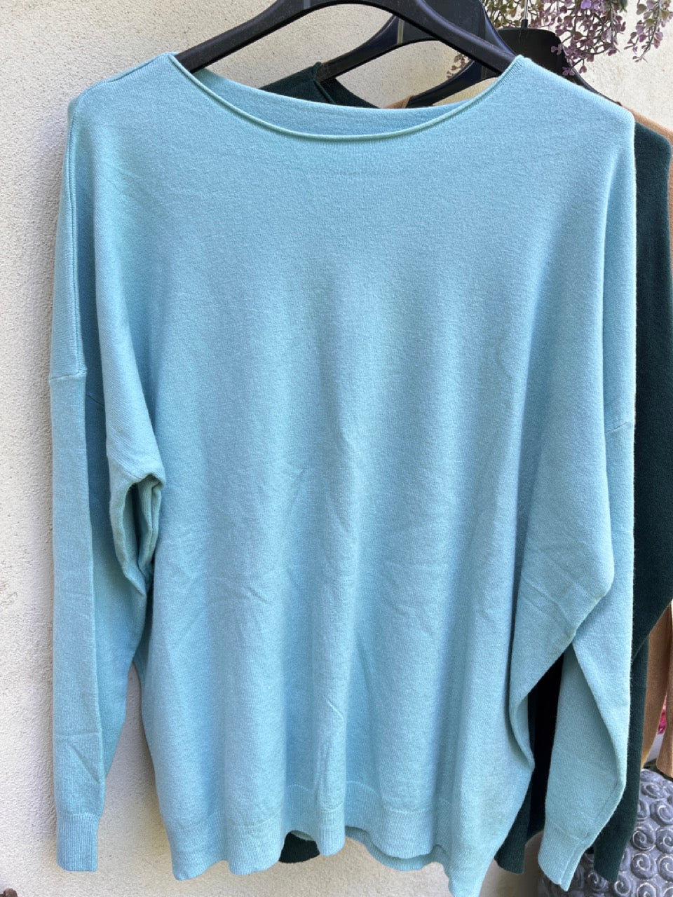 Pulli Federleicht in vielen Farben