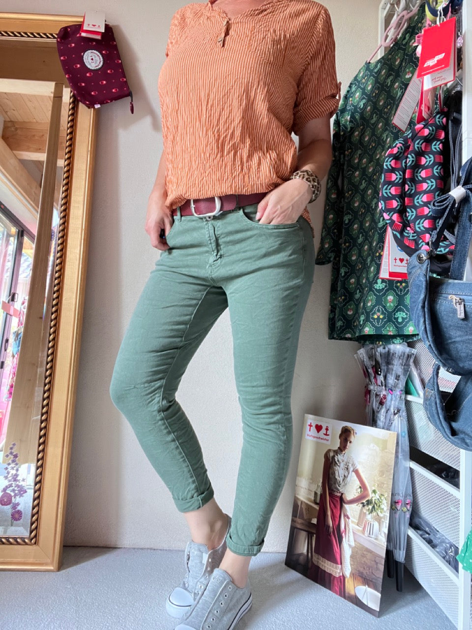 Hose NEU! Jeans Fantastisch Elastisch Olive Grün