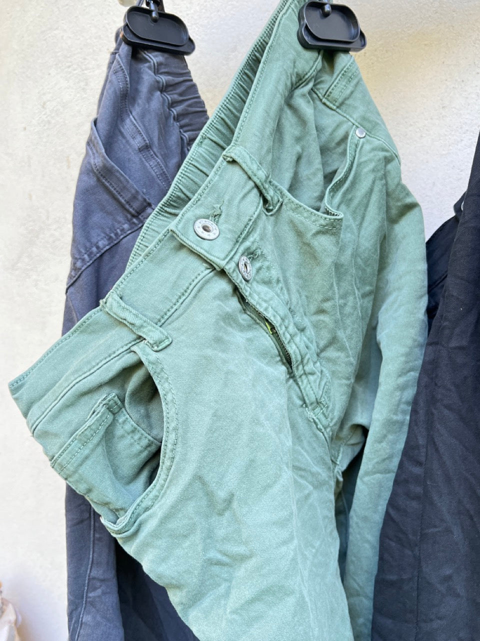 Hose NEU! Jeans Fantastisch Elastisch Olive Grün