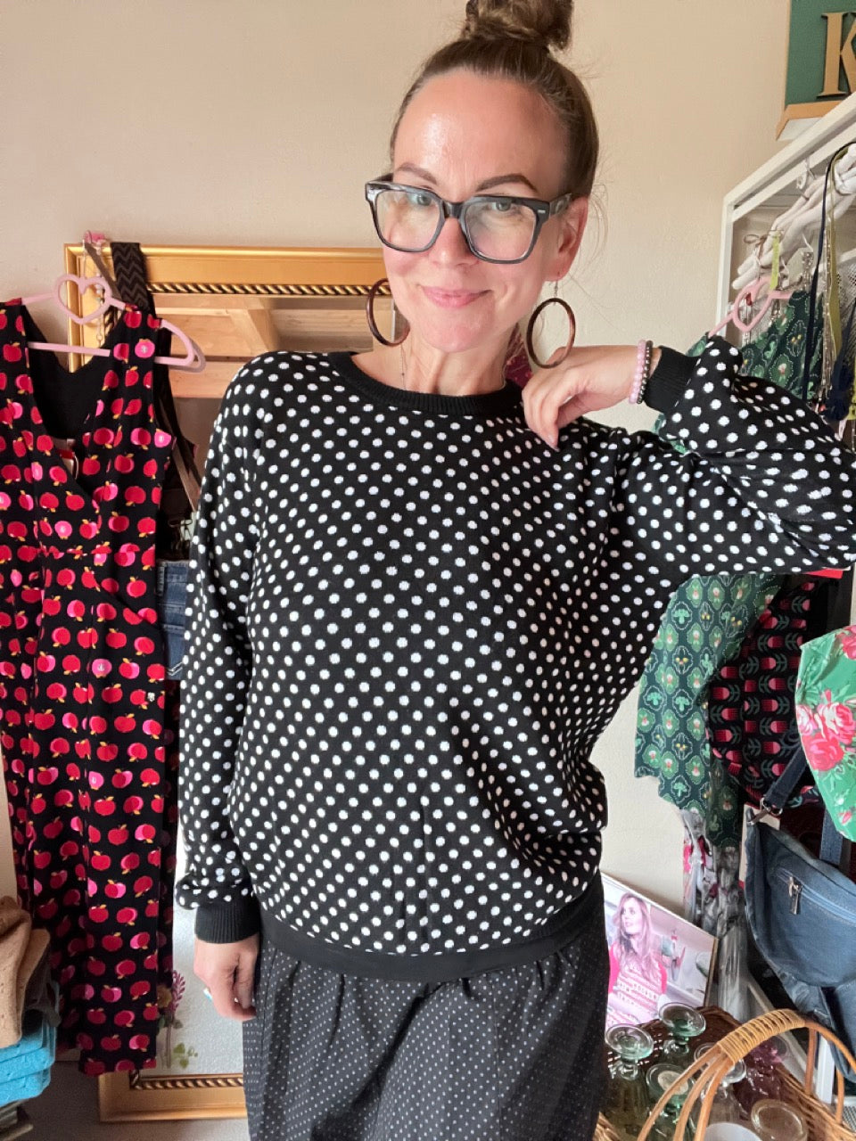 Pulli Lizzy Schwarz Punkte