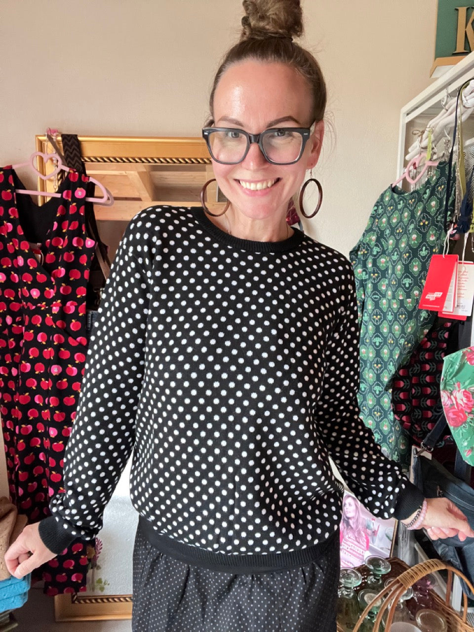 Pulli Lizzy Schwarz Punkte