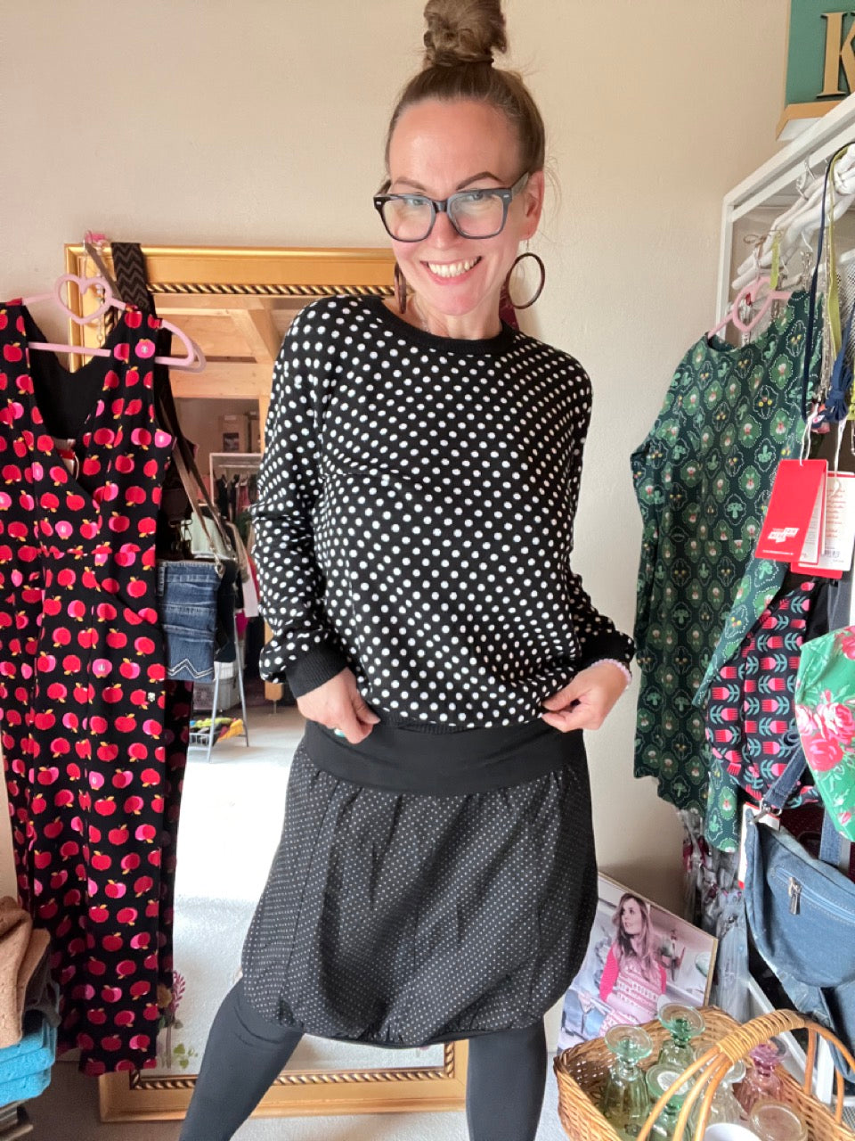 Pulli Lizzy Schwarz Punkte