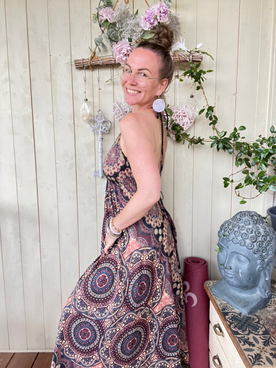 Kleid Mandala Schwarz Flieder