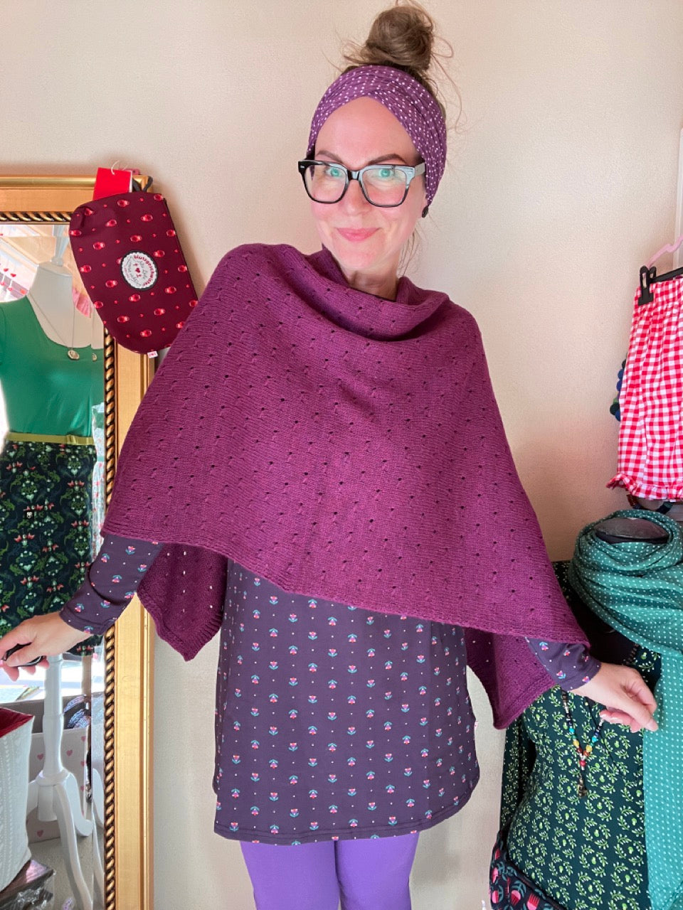 Woll Poncho Herzl Violett