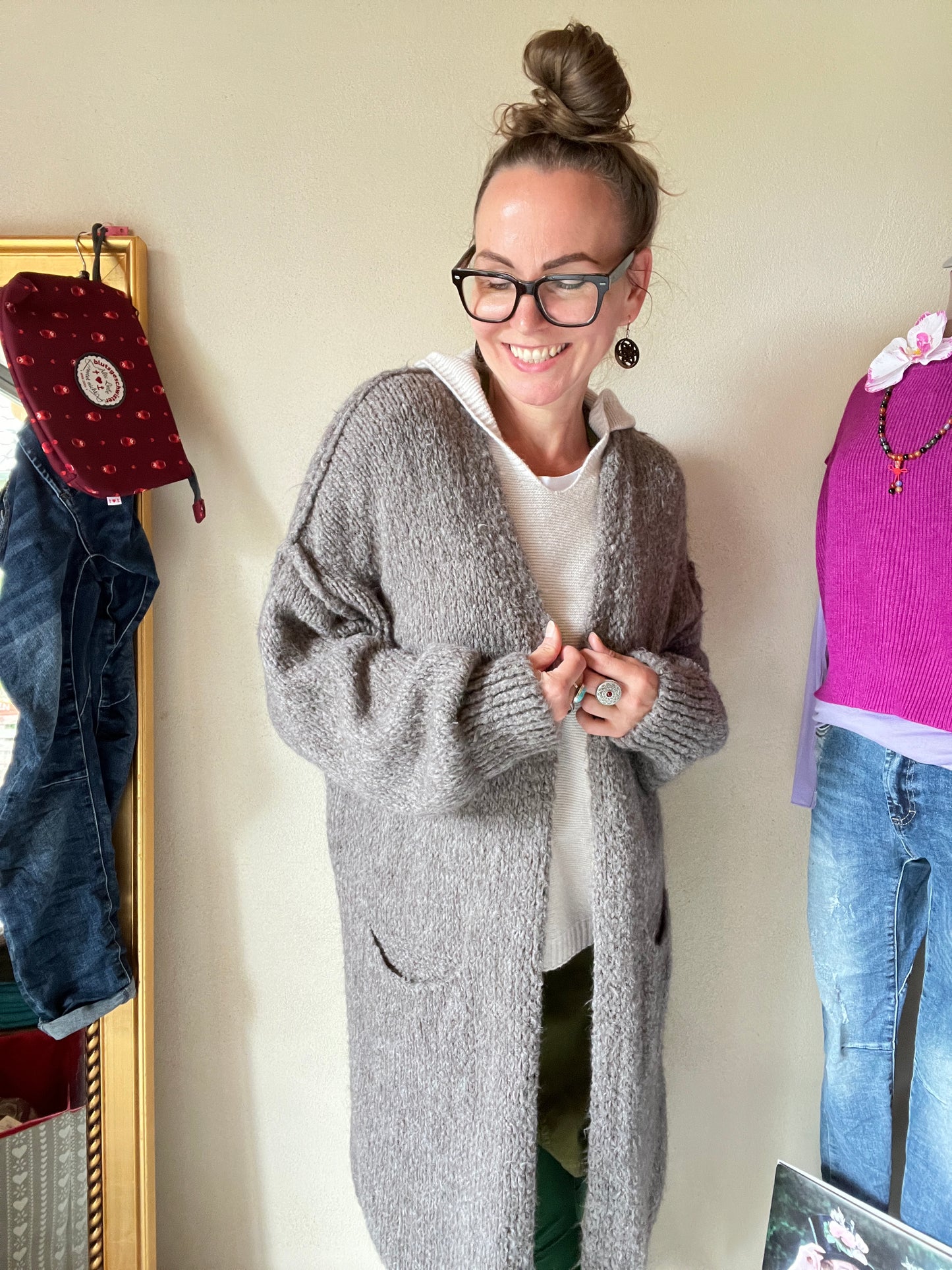 Strickmantel Frau Wolle Grau