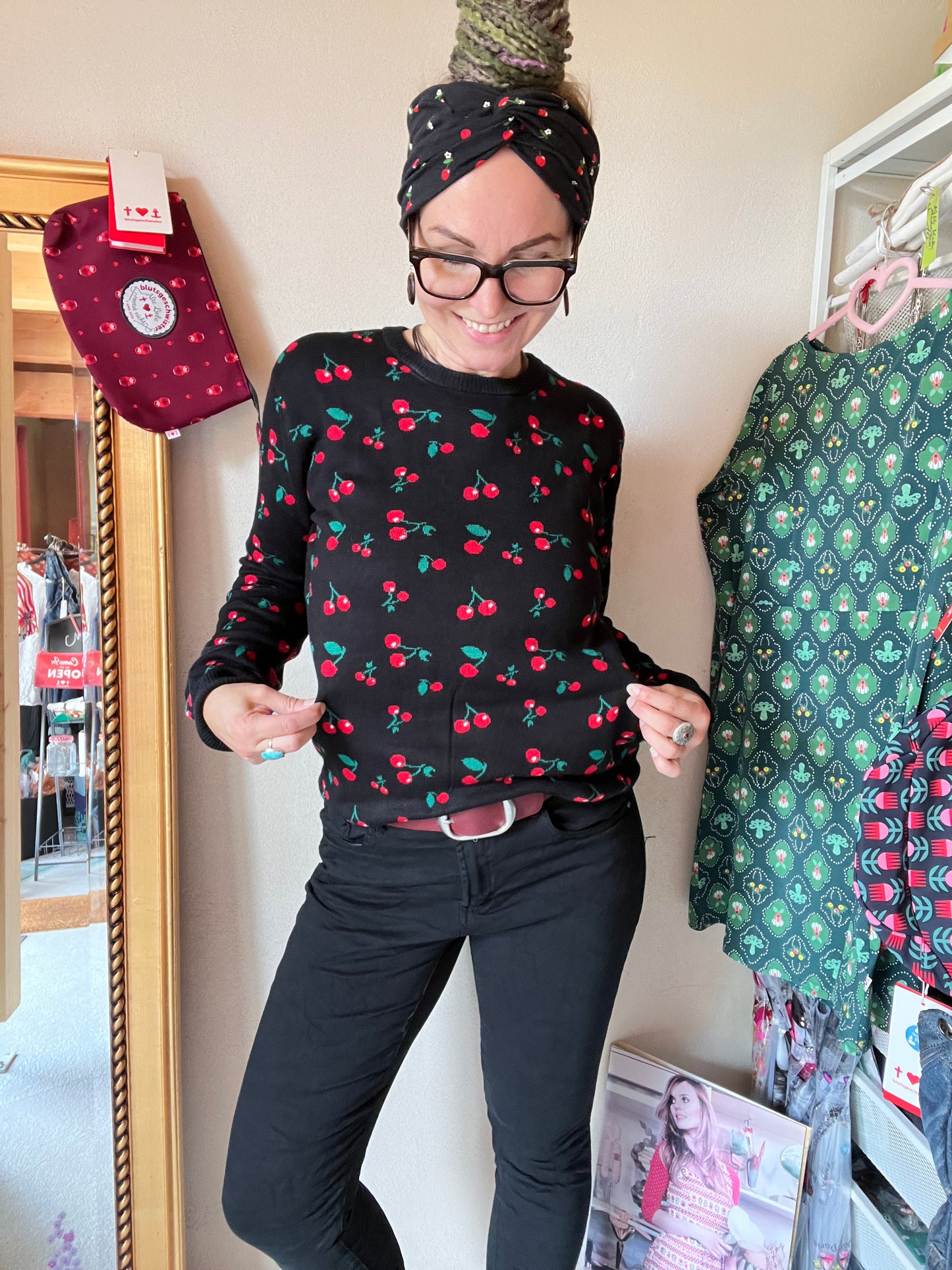 Pulli Lizzy Schwarz
