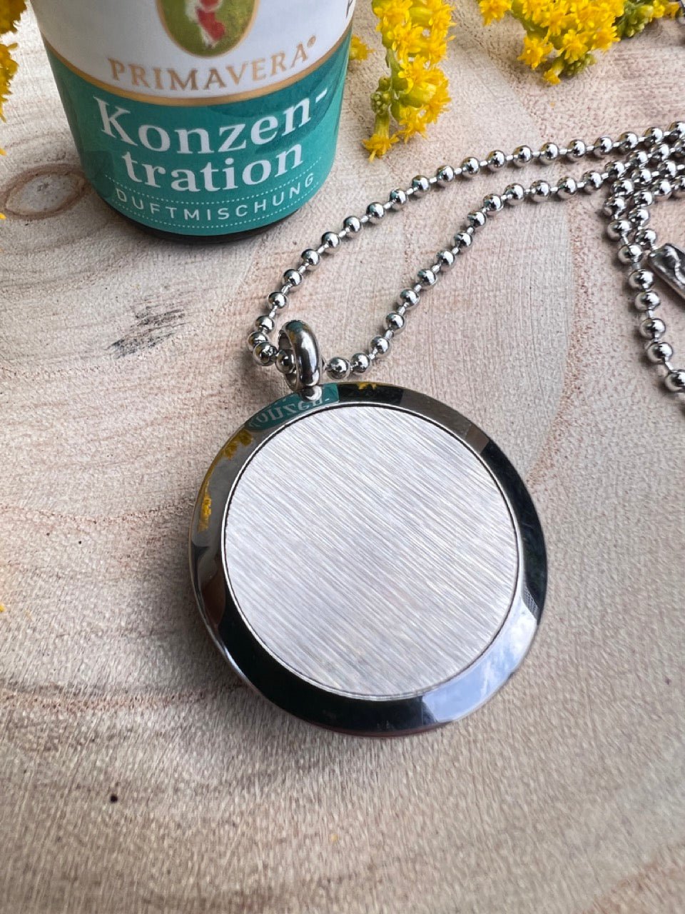 Aroma Diffuser Yoga Chakra 30mm - FROLLEIN KÄTHE Shop