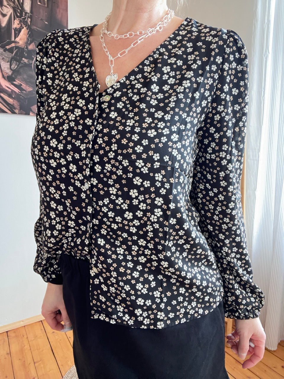 Blusen Shirt Blümchen Schwarz - FROLLEIN KÄTHE Shop