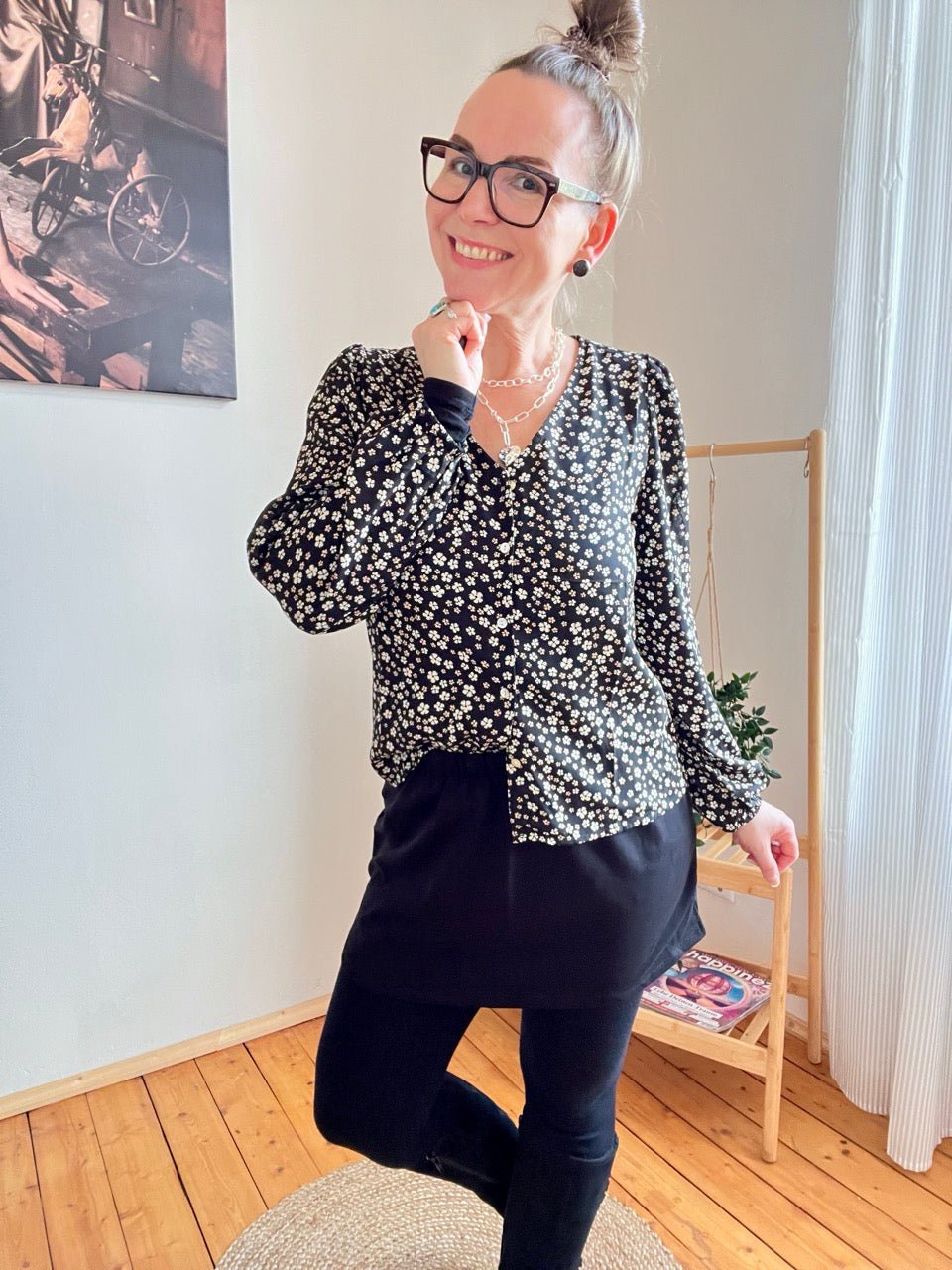 Blusen Shirt Blümchen Schwarz - FROLLEIN KÄTHE Shop