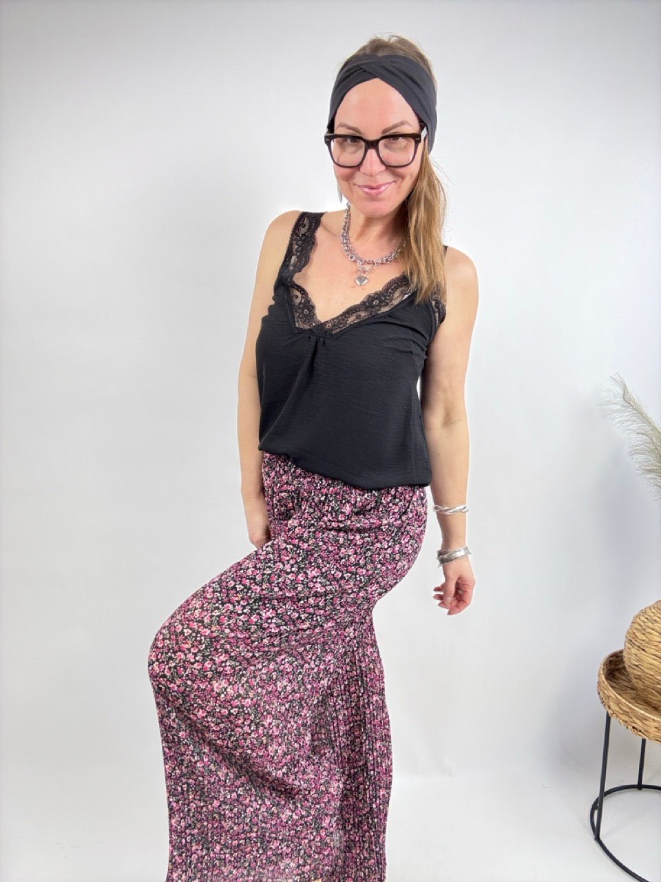 Hose Streublümchen Plissee Schwarz - FROLLEIN KÄTHE Shop