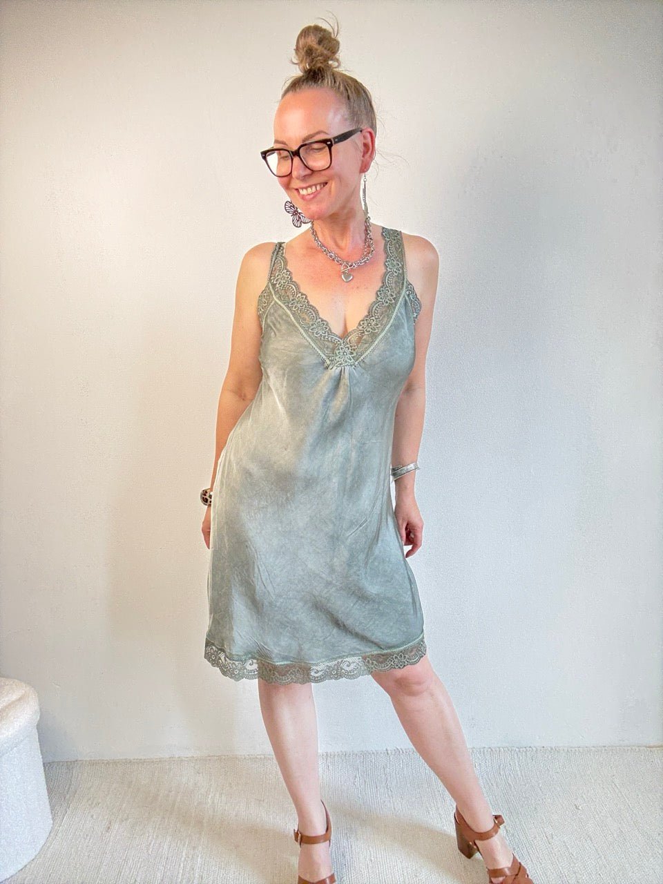 Kleid Ava Olive - FROLLEIN KÄTHE Shop