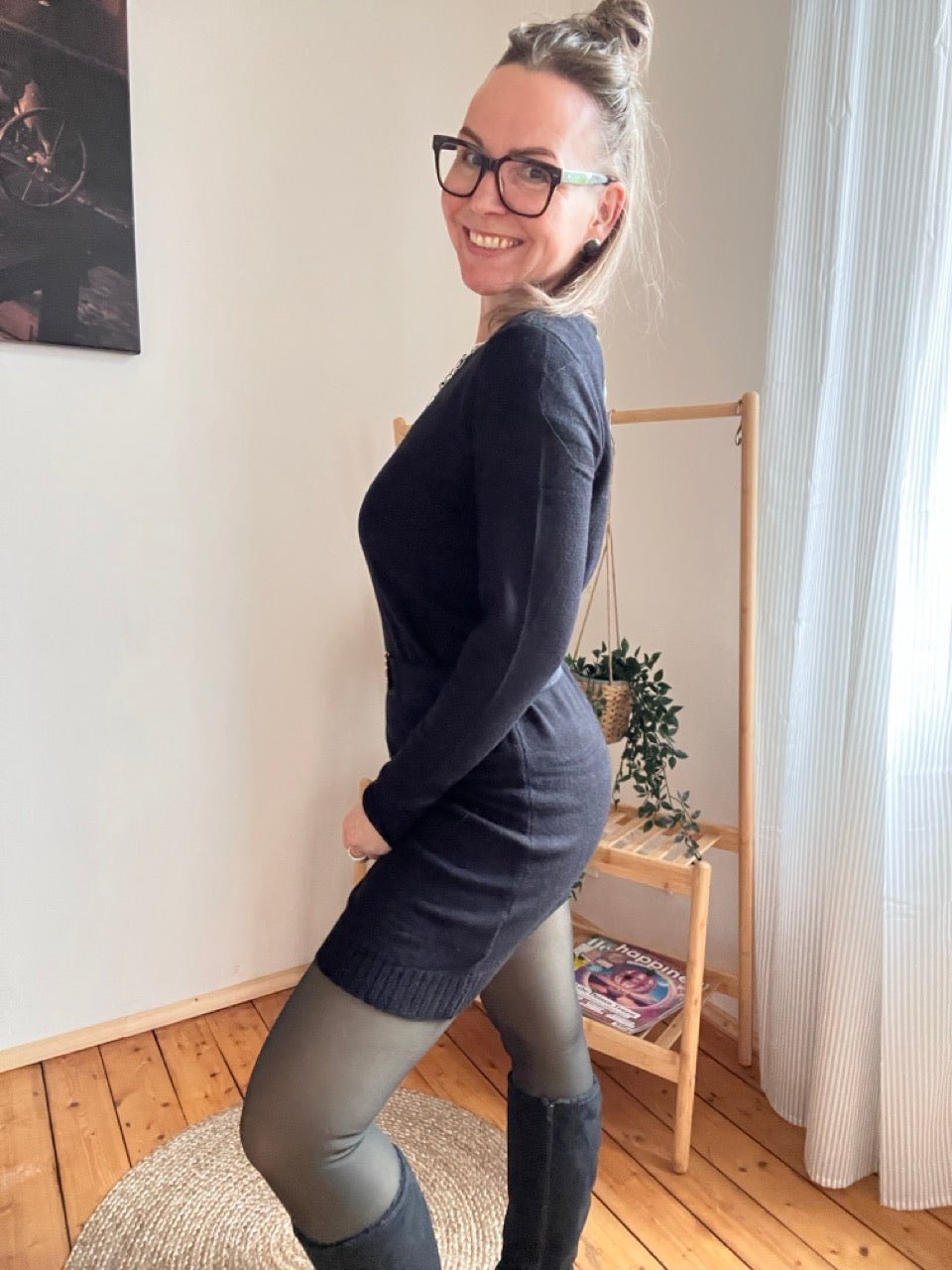 Kleid Kaira Schwarz - FROLLEIN KÄTHE Shop
