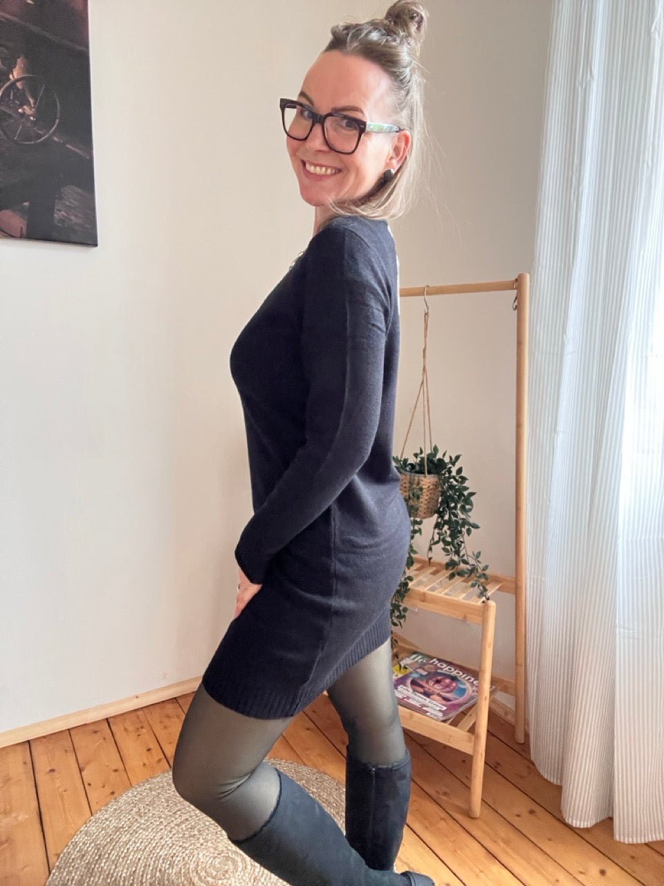 Kleid Kaira Schwarz - FROLLEIN KÄTHE Shop