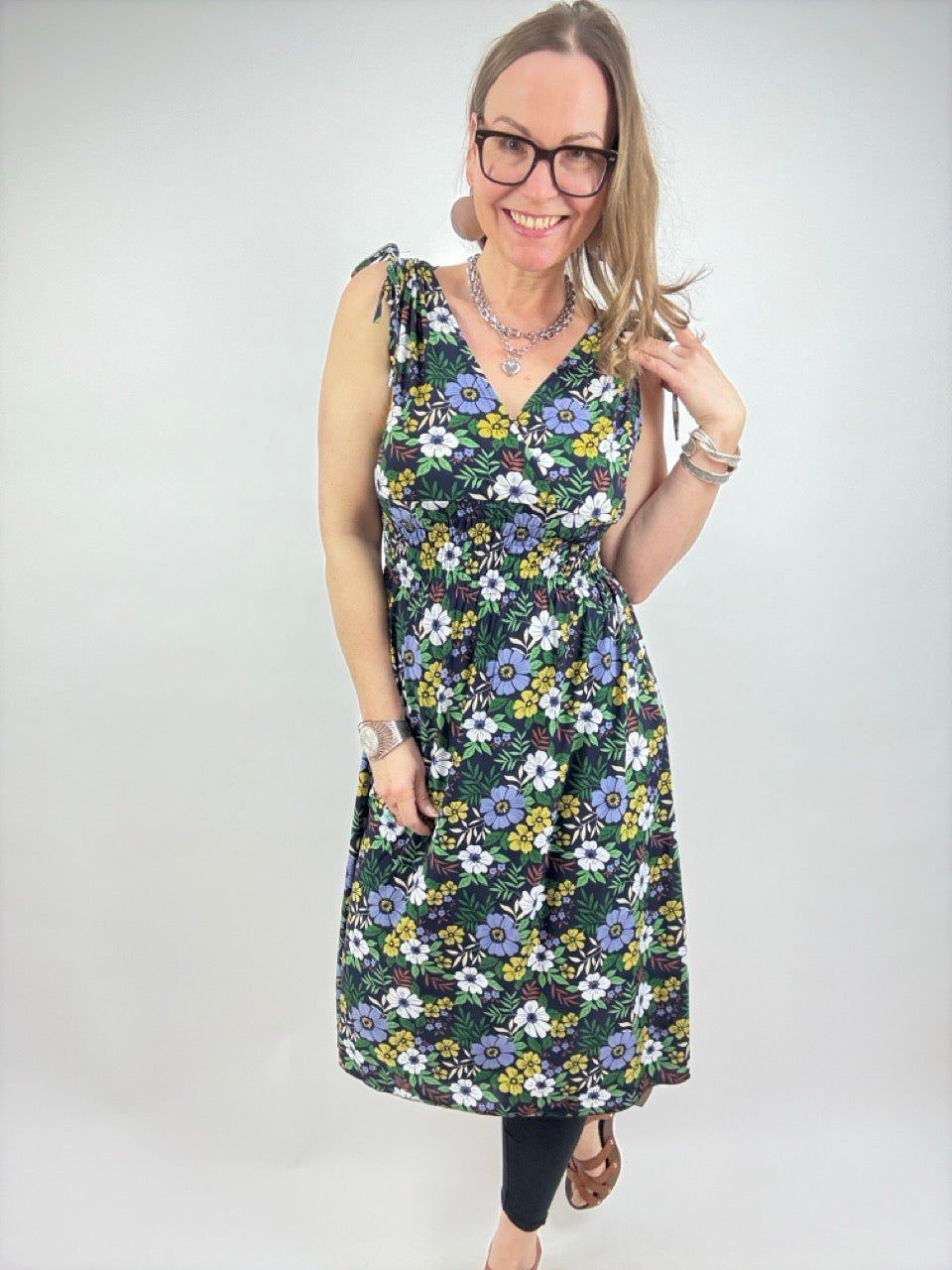 Kleid Liora Schwarz - FROLLEIN KÄTHE Shop