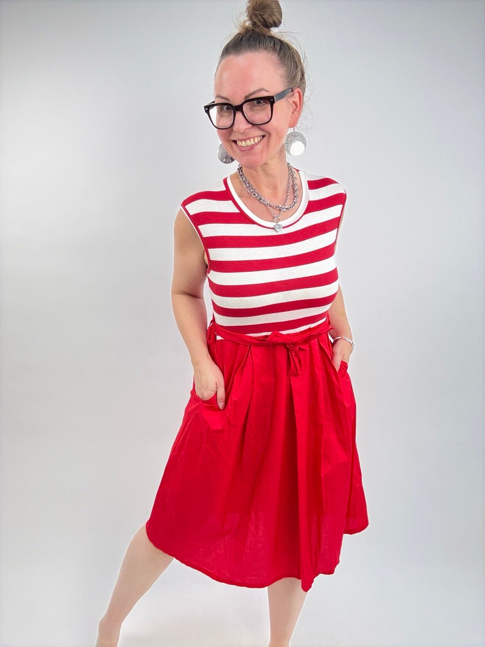 Kleid Victoria Rot BESTSELLER! WIEDER DA! - FROLLEIN KÄTHE Shop