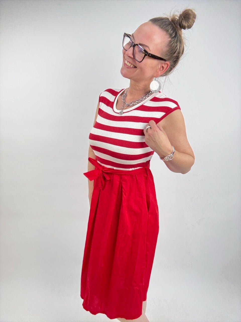 Kleid Victoria Rot BESTSELLER! WIEDER DA! - FROLLEIN KÄTHE Shop