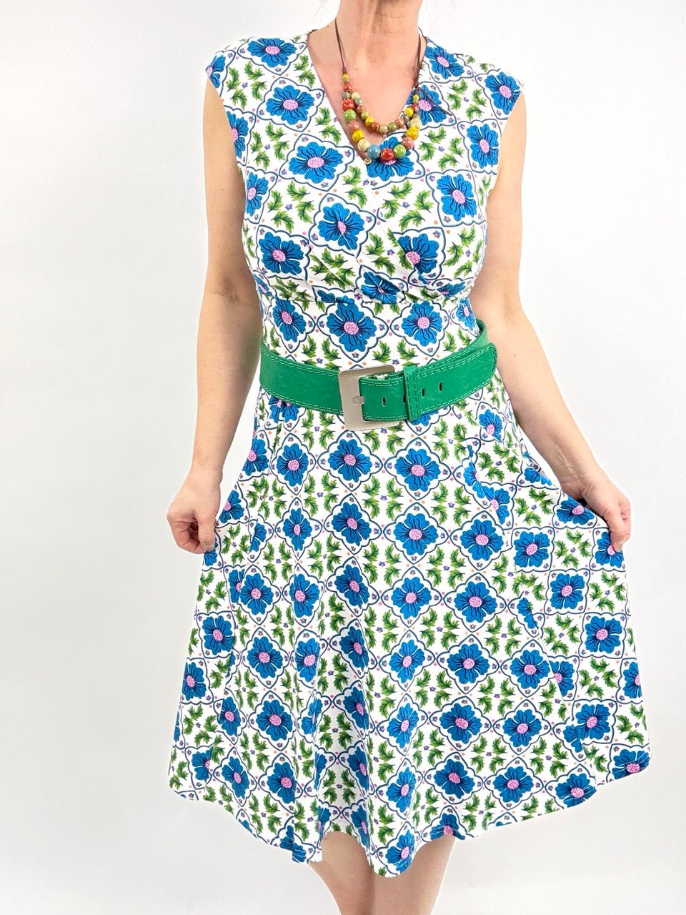 Kleid Wildblüte Weiß - FROLLEIN KÄTHE Shop