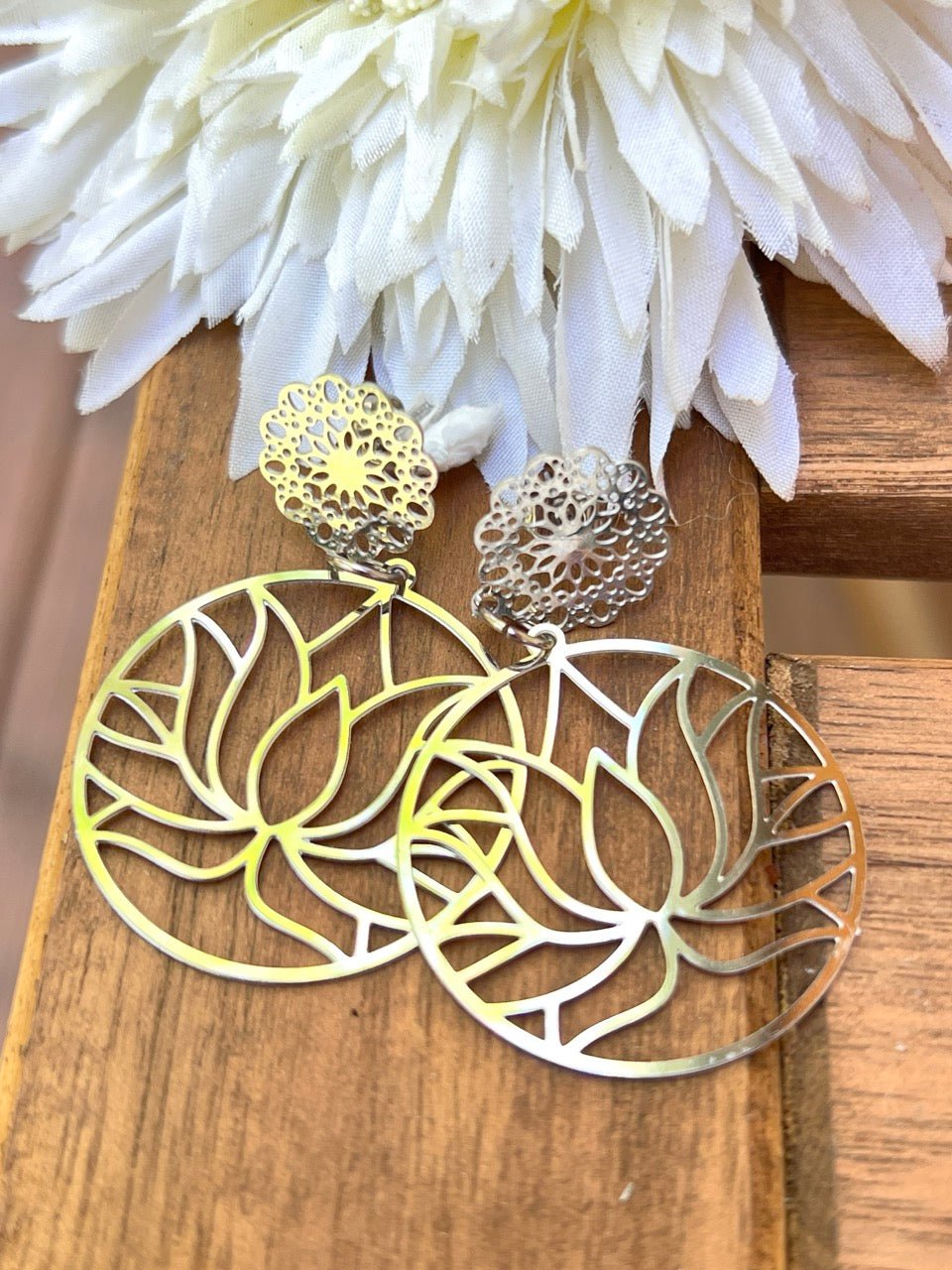 Ohrhänger Kiki Ohrschmuck Lotosblüte! Handmade - FROLLEIN KÄTHE Shop