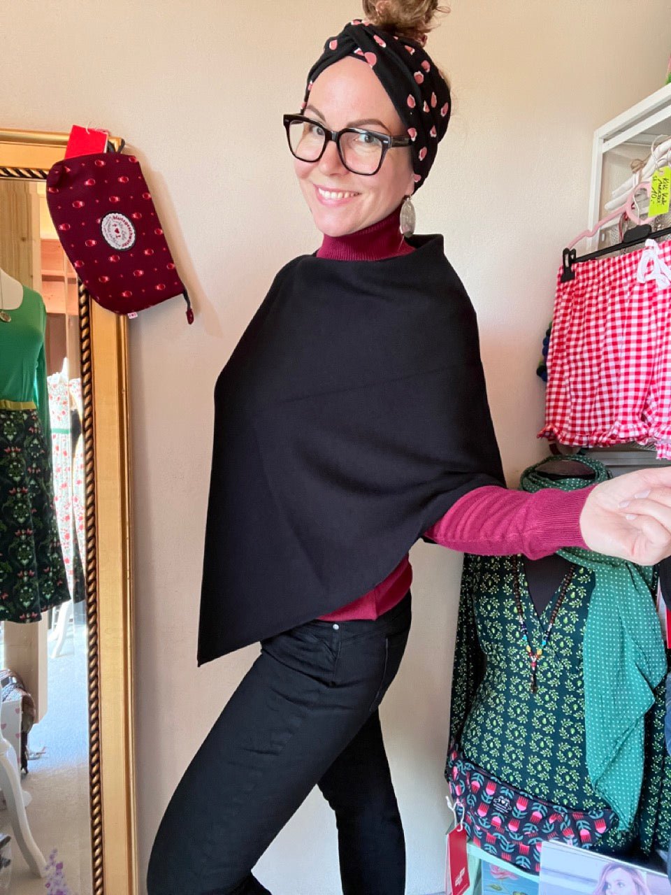 Poncho Alma Schwarz - FROLLEIN KÄTHE Shop