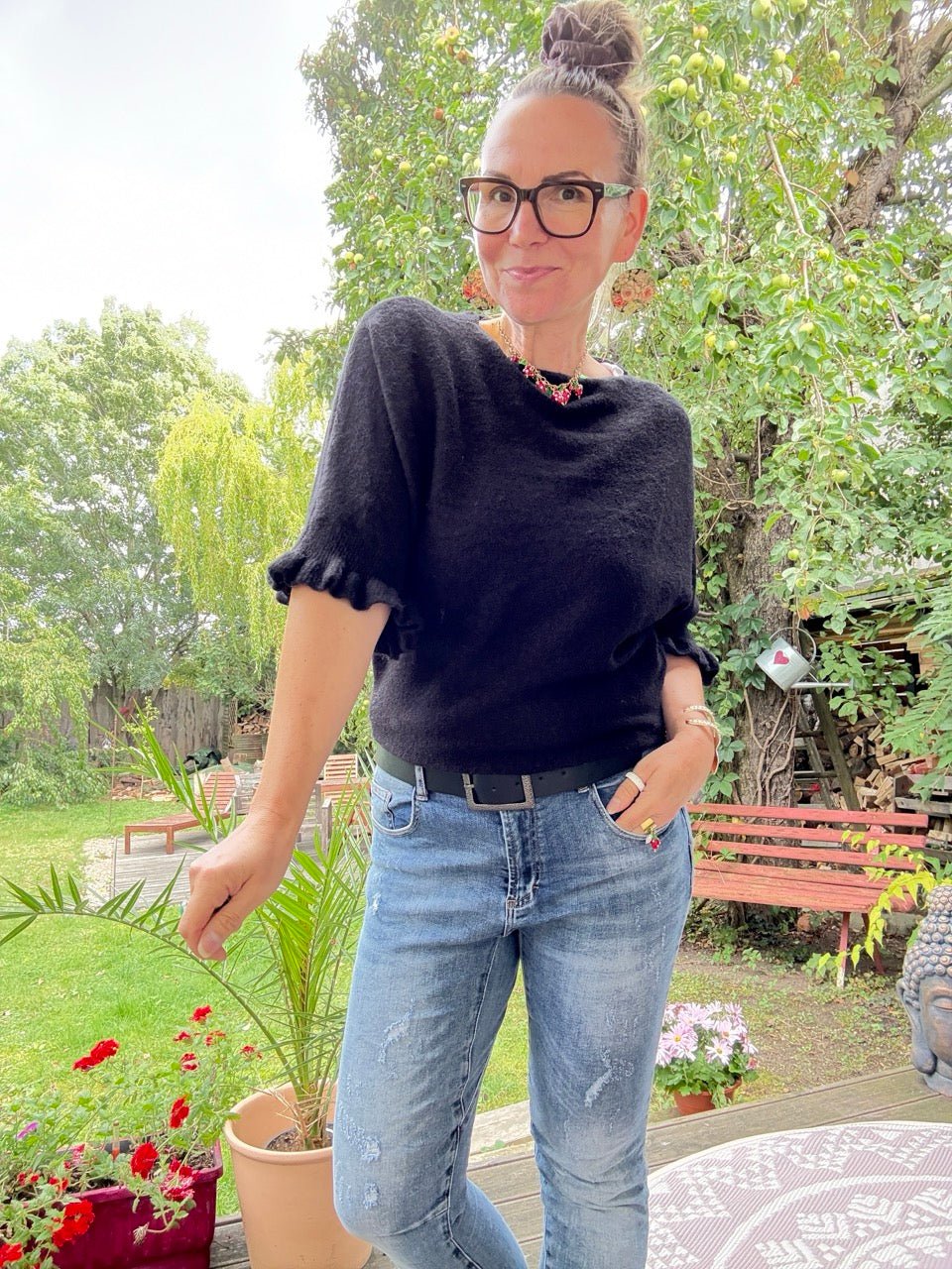 Pulli Rüschenglück Schwarz - FROLLEIN KÄTHE Shop