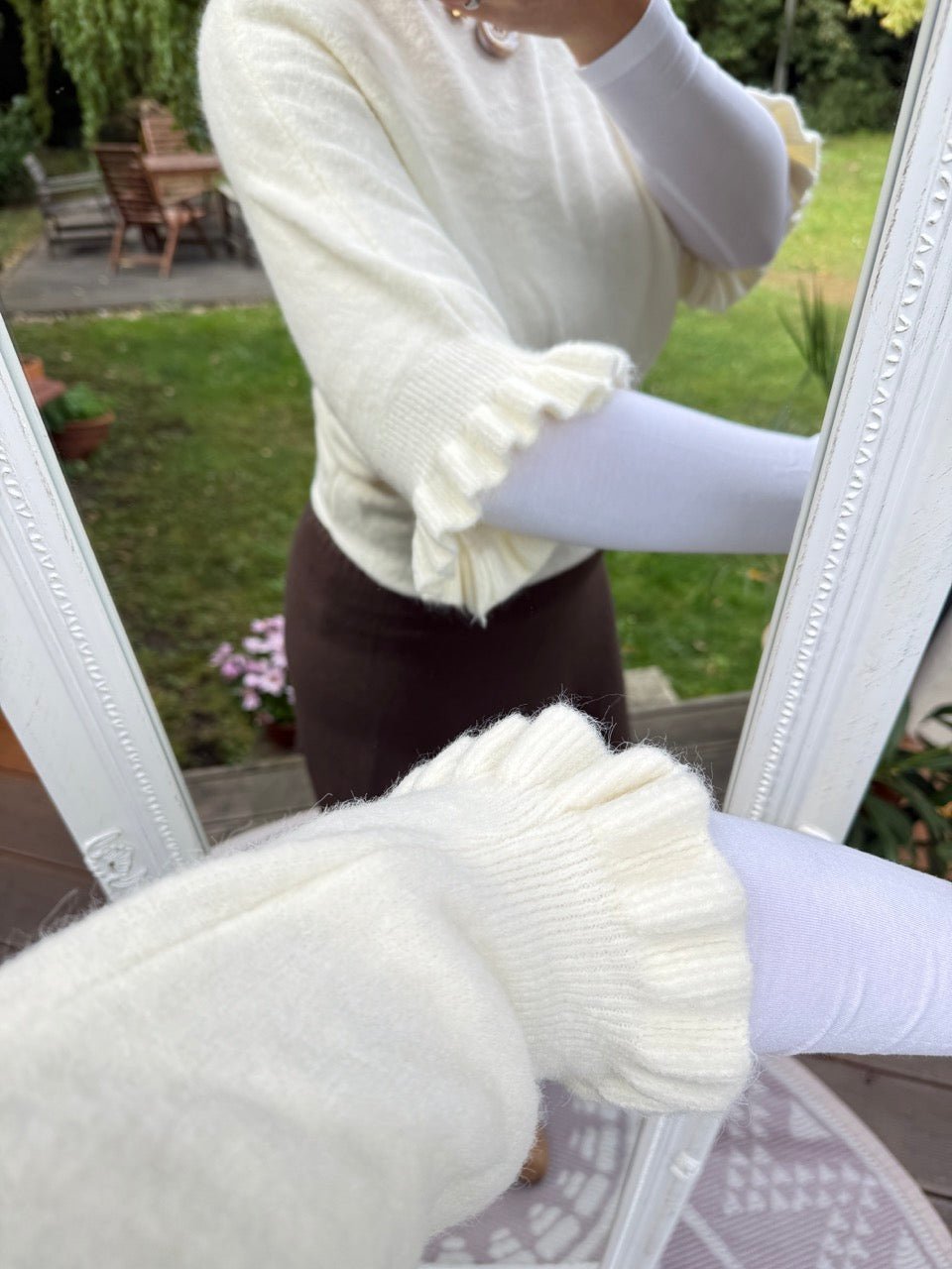 Pulli Rüschenglück Wollweiß - FROLLEIN KÄTHE Shop