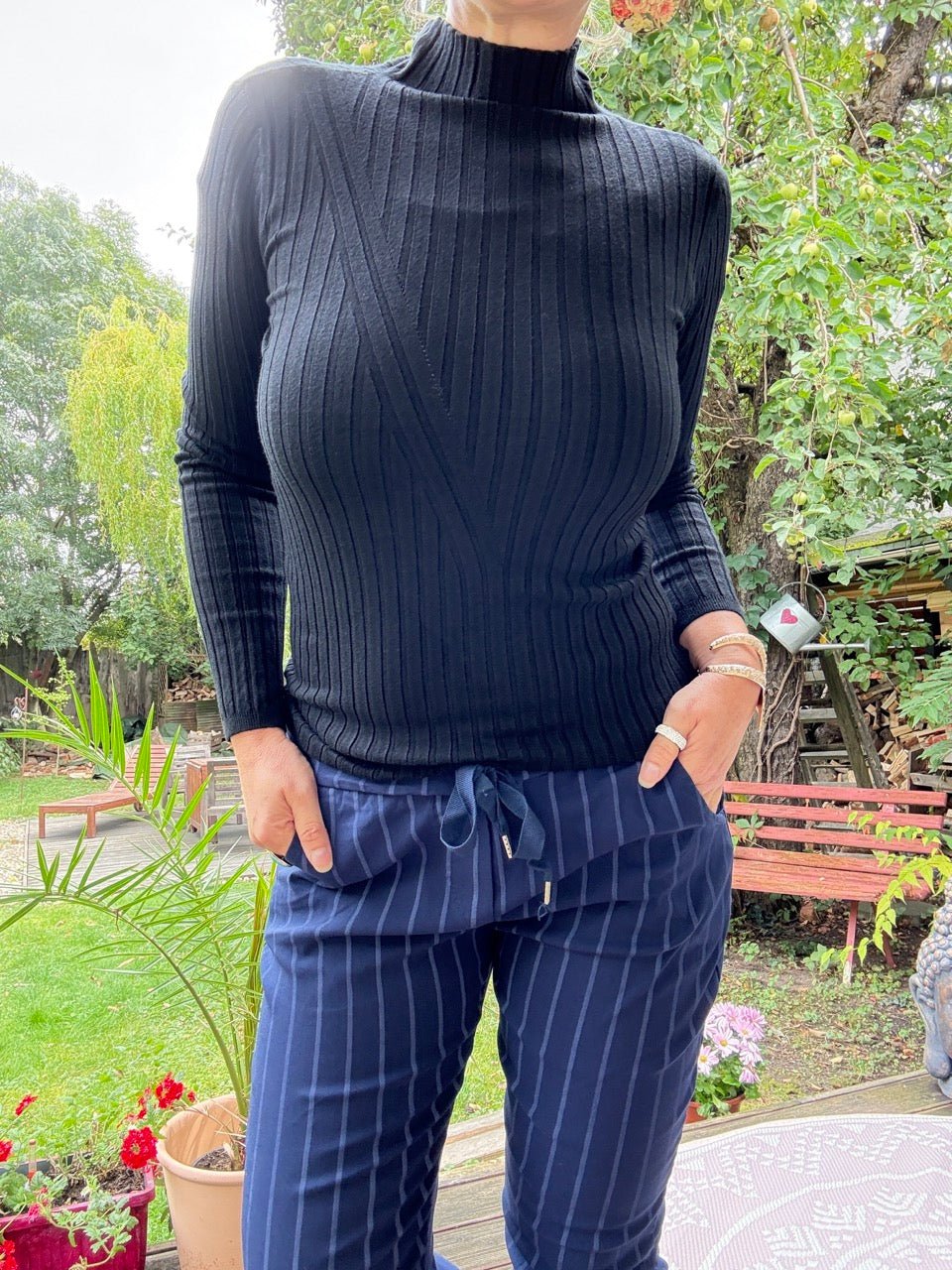 Pulli Sinja Schwarz - FROLLEIN KÄTHE Shop