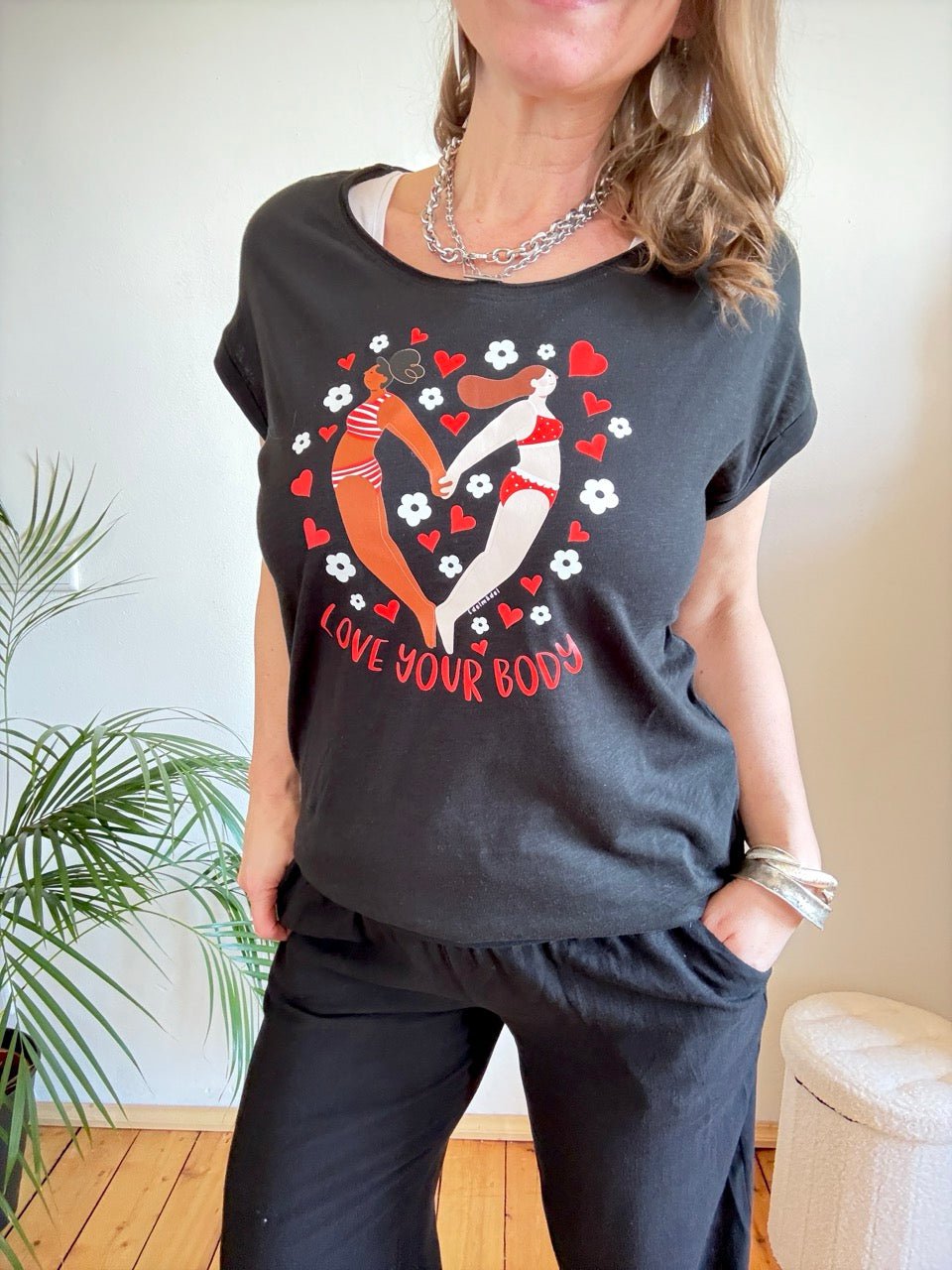 Shirt Edelmädel Long Slub Love your Body Schwarz - FROLLEIN KÄTHE Shop