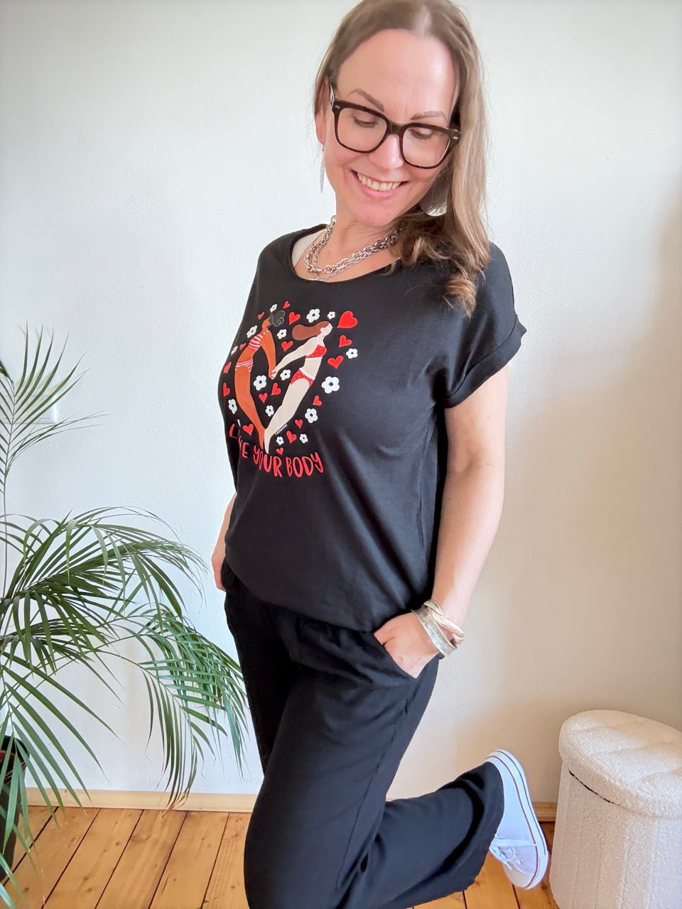 Shirt Edelmädel Long Slub Love your Body Schwarz - FROLLEIN KÄTHE Shop