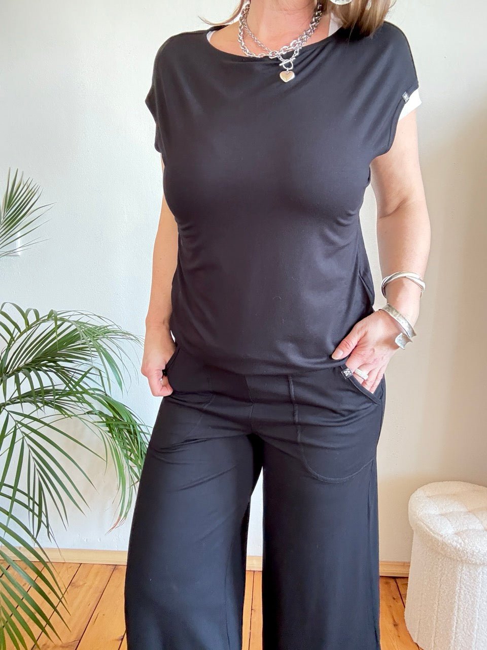 Shirt Flow Girl Schwarz - FROLLEIN KÄTHE Shop