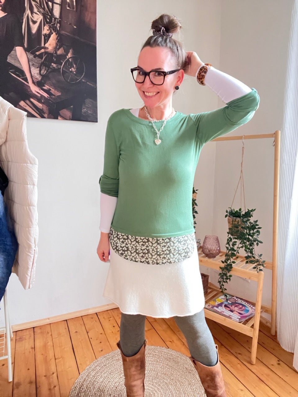 Shirt Langarm Blusenstyle Blümchen Grün - FROLLEIN KÄTHE Shop