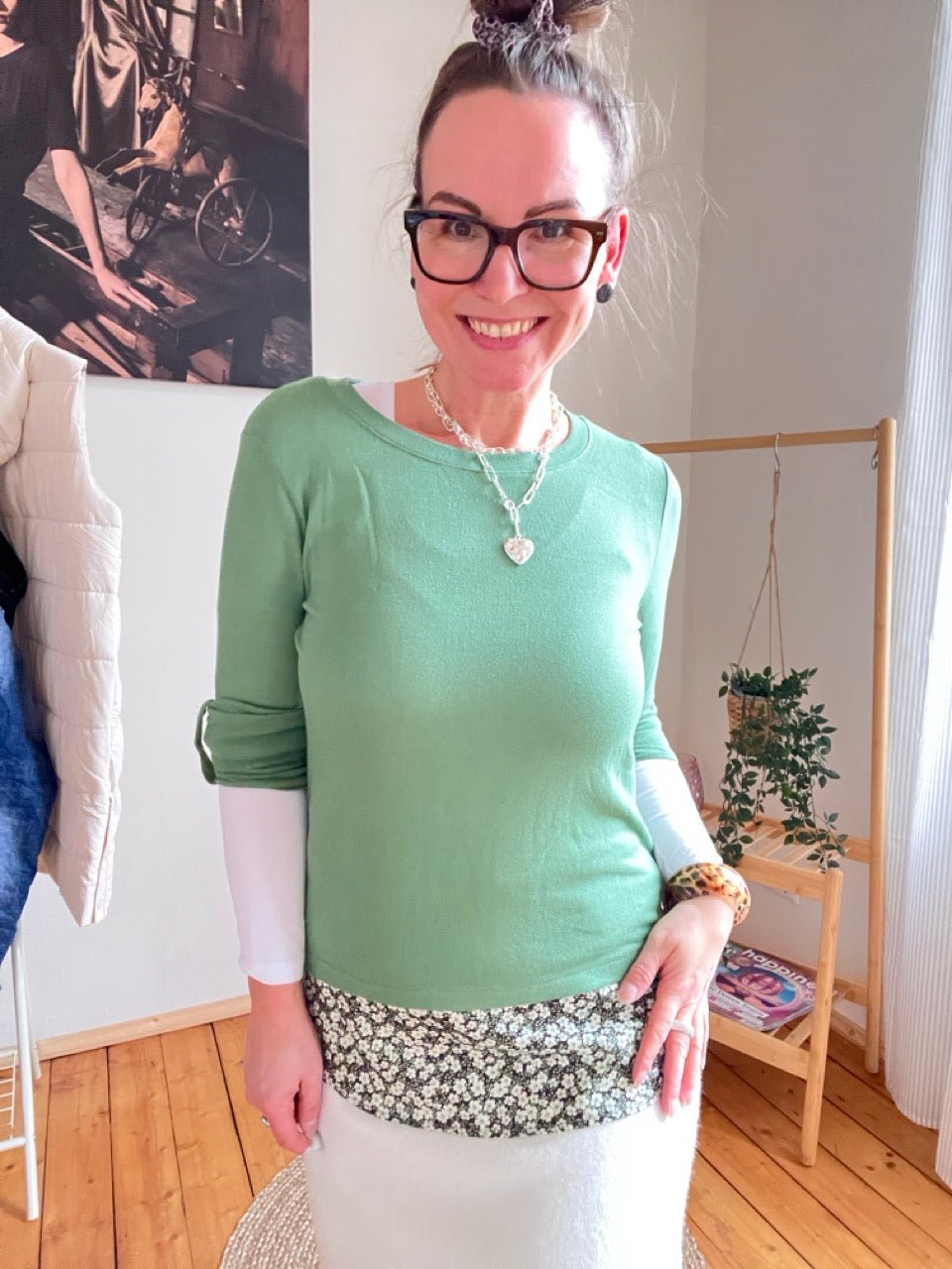 Shirt Langarm Blusenstyle Blümchen Grün - FROLLEIN KÄTHE Shop