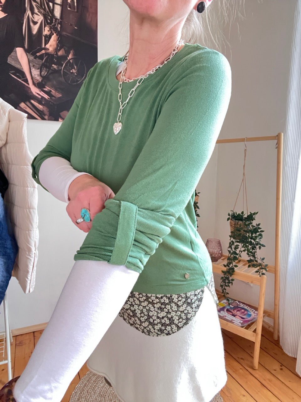 Shirt Langarm Blusenstyle Blümchen Grün - FROLLEIN KÄTHE Shop