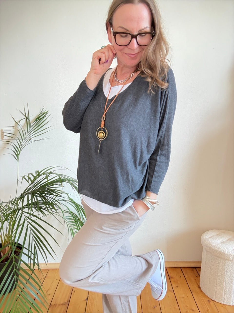 Shirt Langarm Sofie mit Kette Schwarz - FROLLEIN KÄTHE Shop