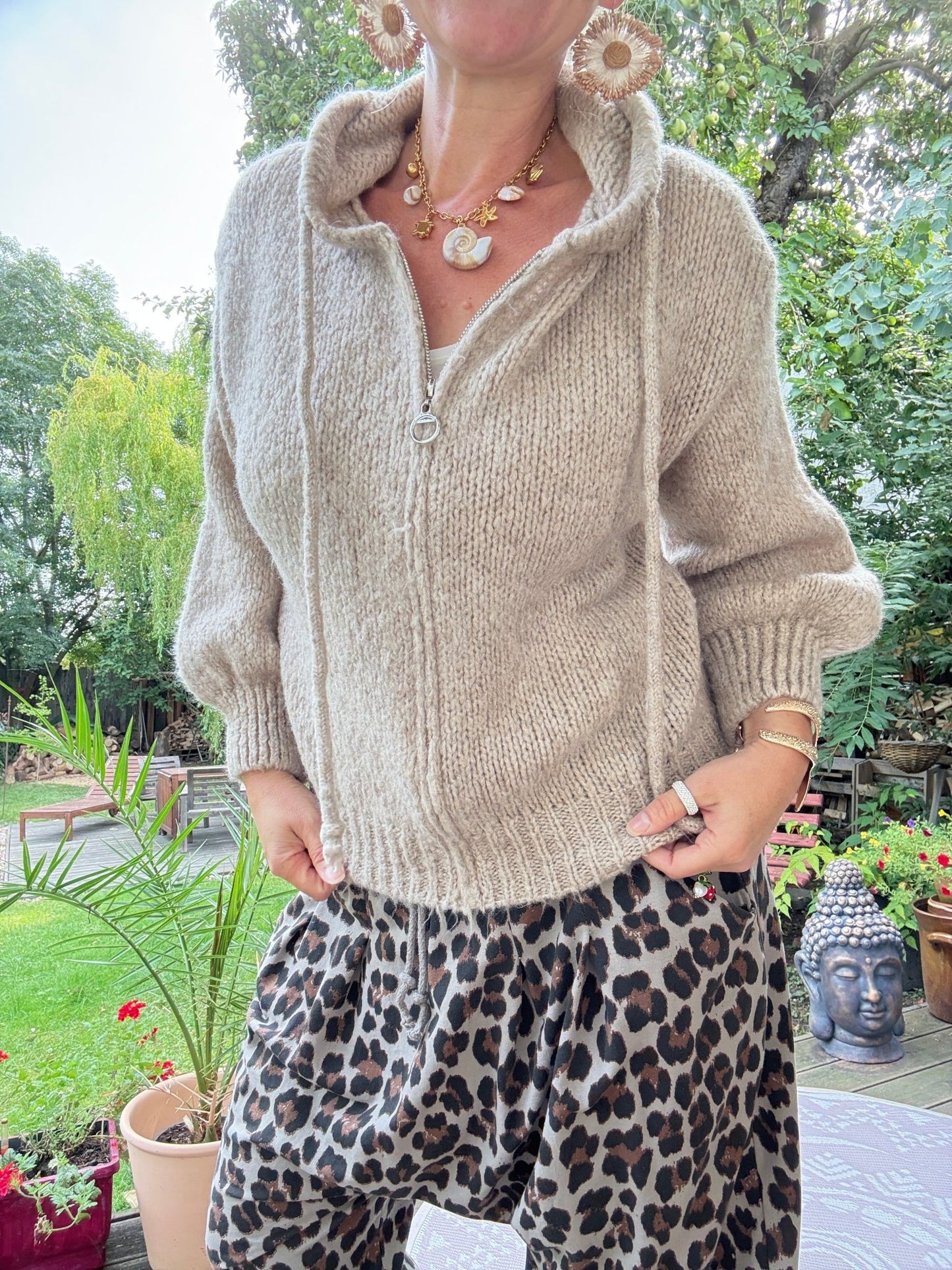 Strickjacke Fine Milchkaffee - FROLLEIN KÄTHE Shop
