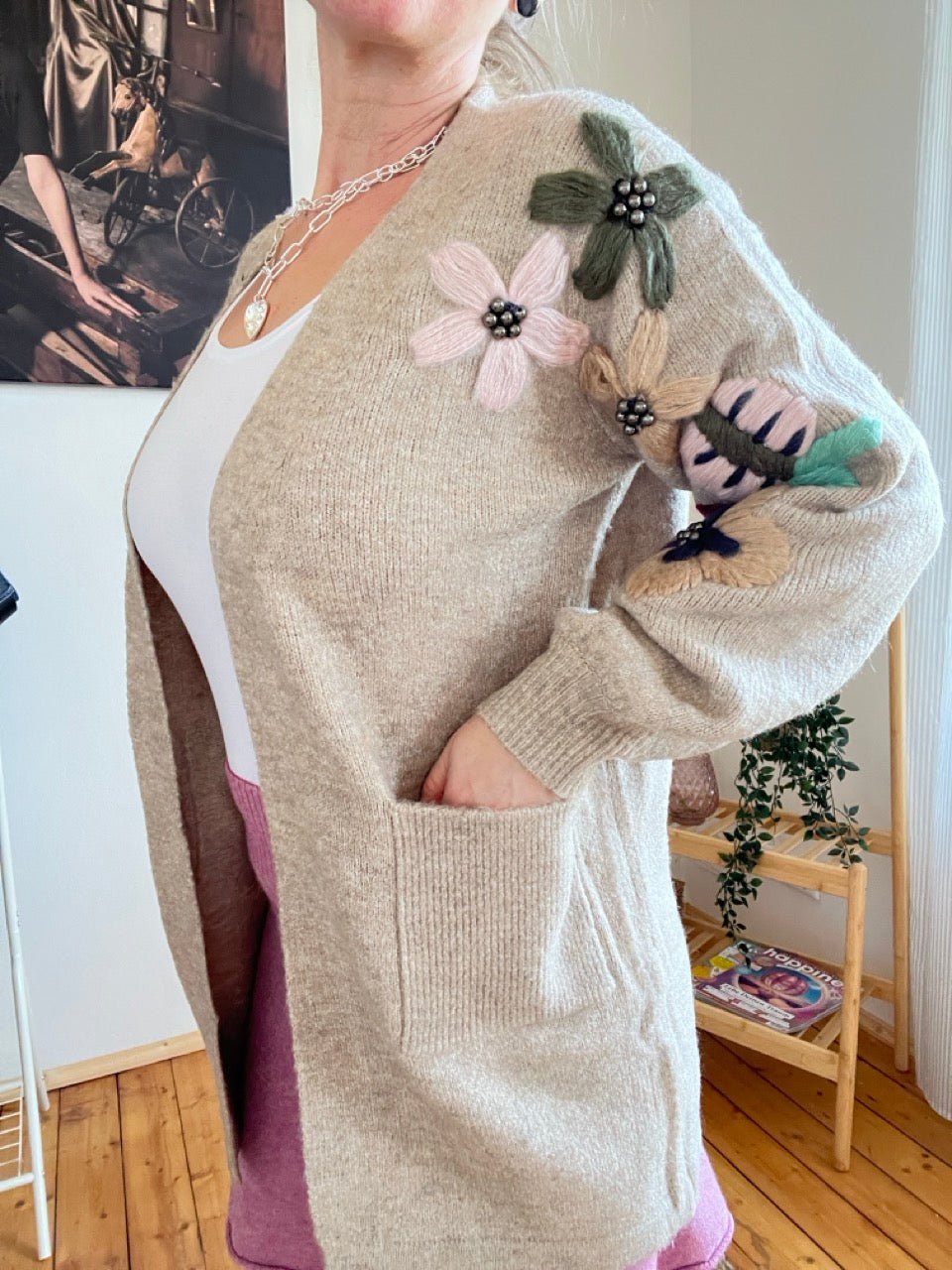 Strickjacke Flora Taupe - FROLLEIN KÄTHE Shop