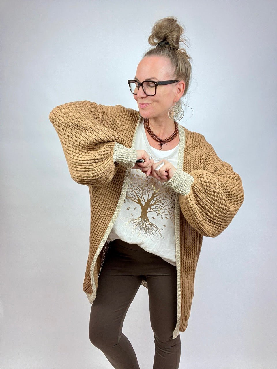 Strickjacke Luna Nougat - FROLLEIN KÄTHE Shop