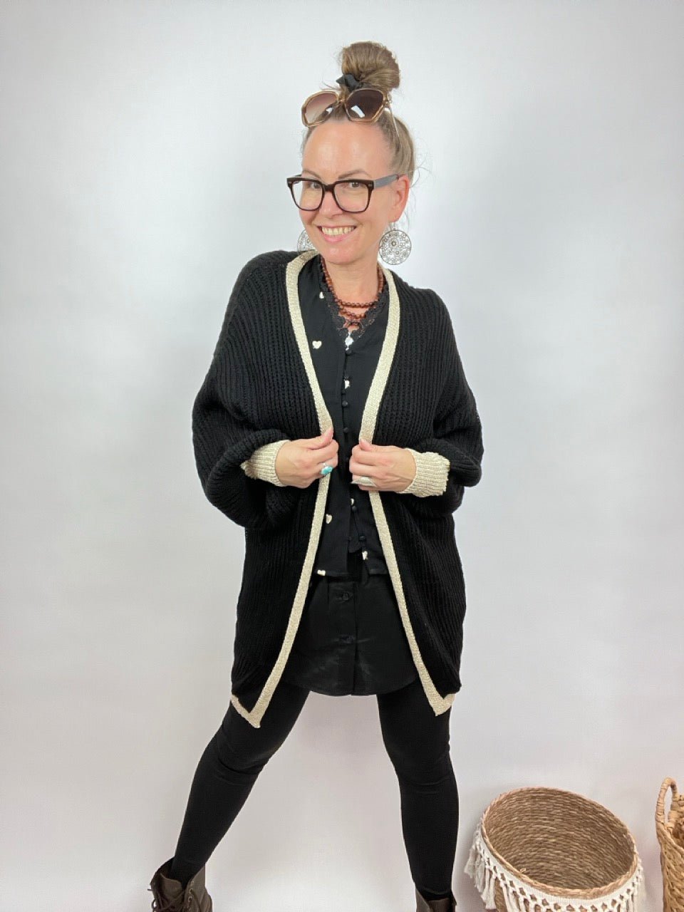 Strickjacke Luna Schwarz - FROLLEIN KÄTHE Shop