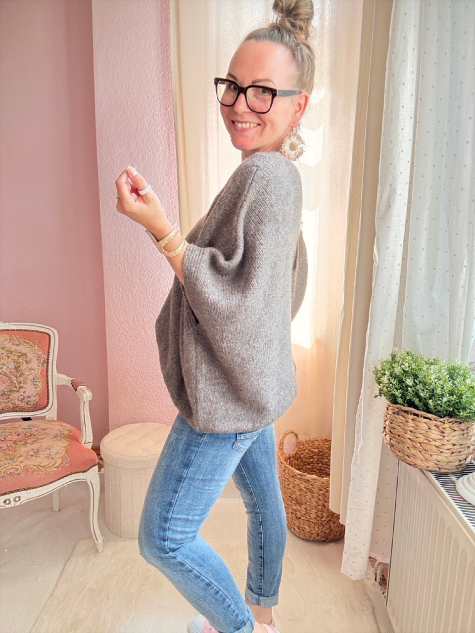 Strickjacke Wohlfühlwunder Milchkaffee - FROLLEIN KÄTHE Shop